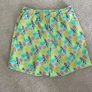 Peter Millar swim trunks sz L